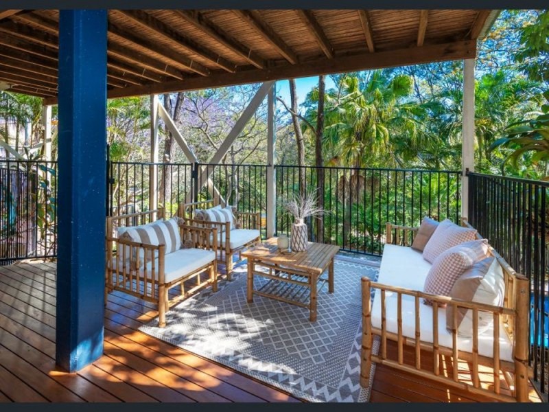 24 The Drive, Bardon QLD 4065