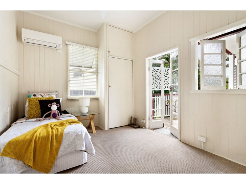 35 Crescent Road, Kelvin Grove QLD 4059