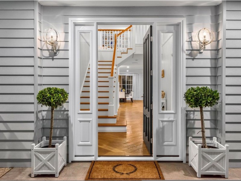 63 Sirius Street, Coorparoo QLD 4151