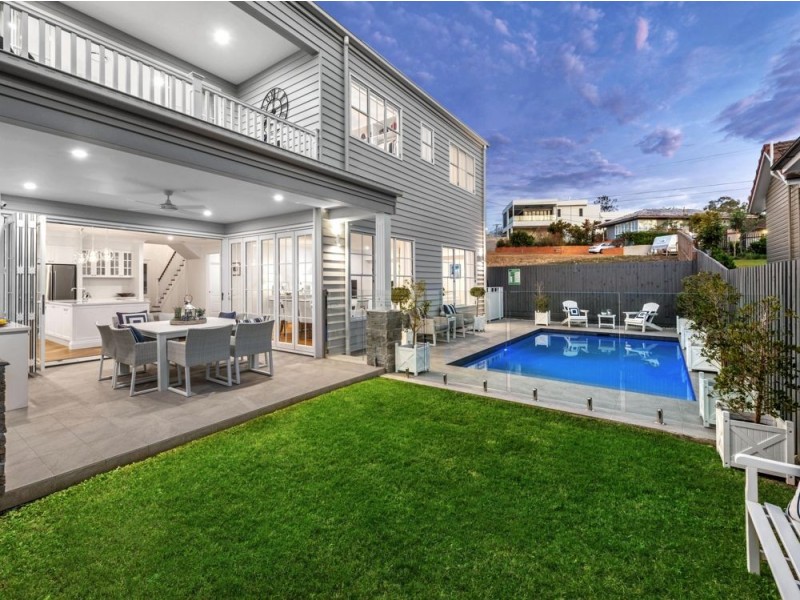 63 Sirius Street, Coorparoo QLD 4151