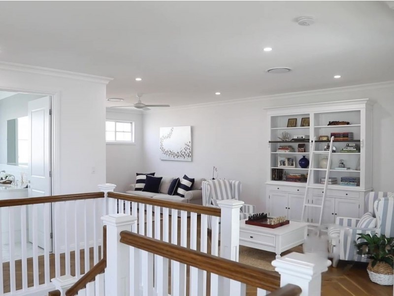 63 Sirius Street, Coorparoo QLD 4151