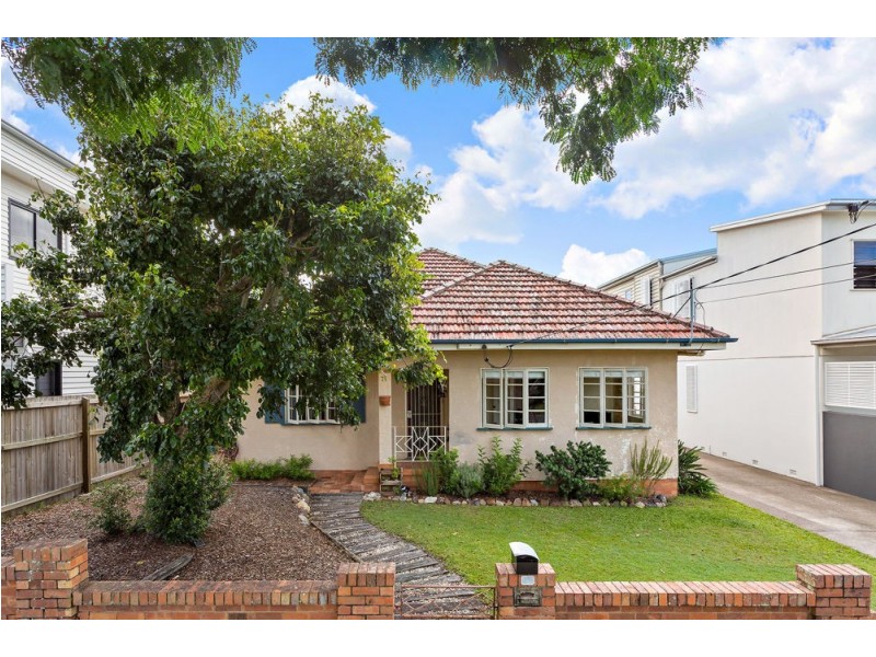 71 Carranya Street, Camp Hill QLD 4152