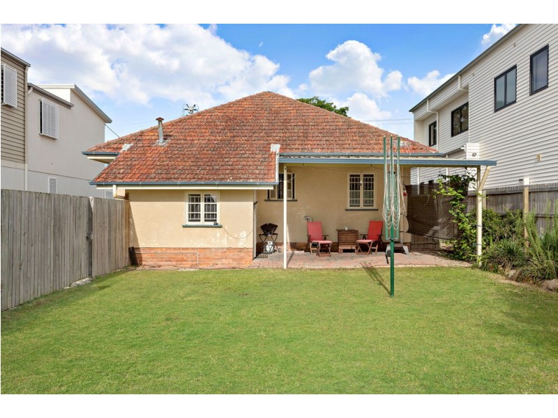 71 Carranya Street, Camp Hill QLD 4152