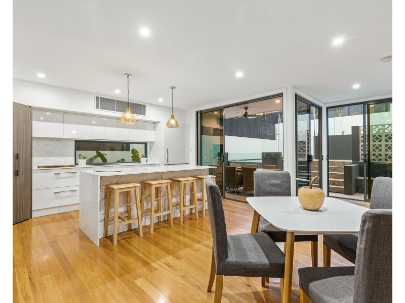 50A Soudan Street, Bardon QLD 4065