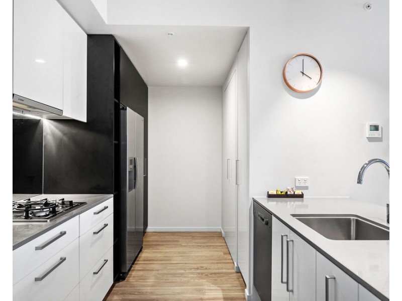 1021/9 Edmonstone Street, South Brisbane QLD 4101