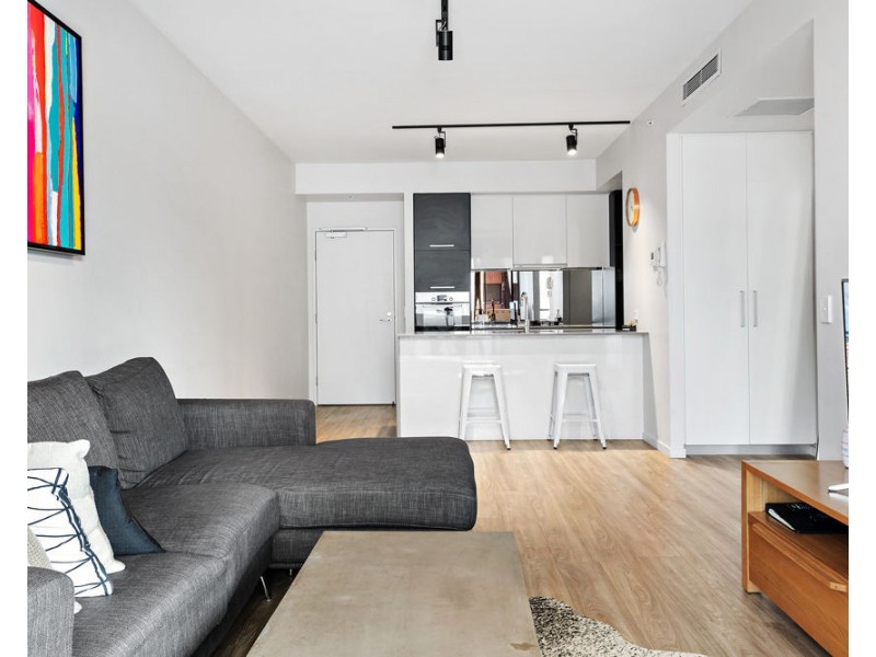 1021/9 Edmonstone Street, South Brisbane QLD 4101