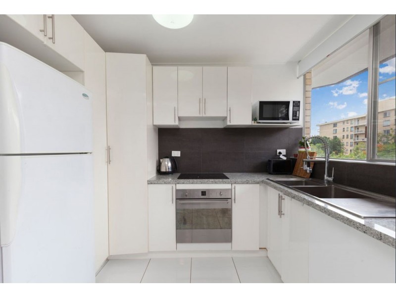 4/67 Macquarie Street, St Lucia QLD 4067