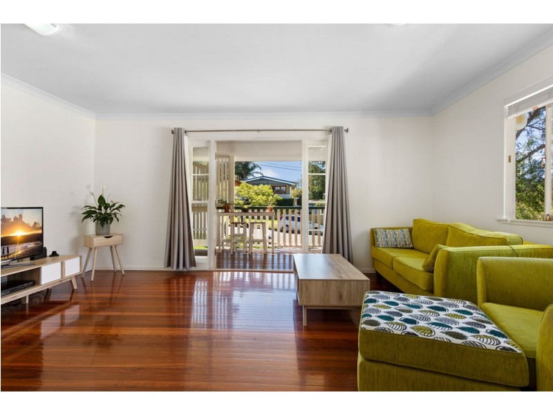 9 Bradnor Street, Carina QLD 4152