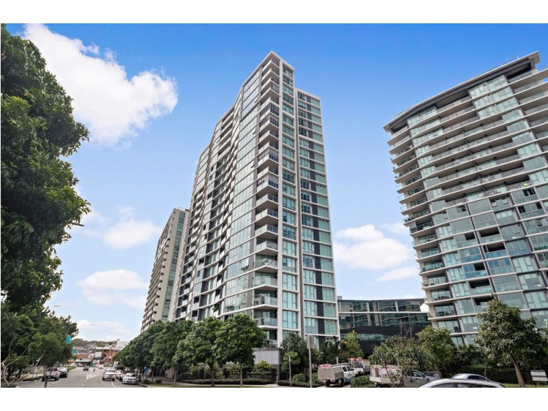 11603/8 Harbour Road, Hamilton QLD 4007