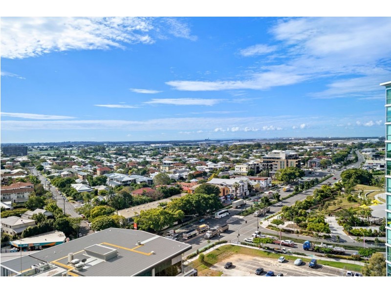 11603/8 Harbour Road, Hamilton QLD 4007