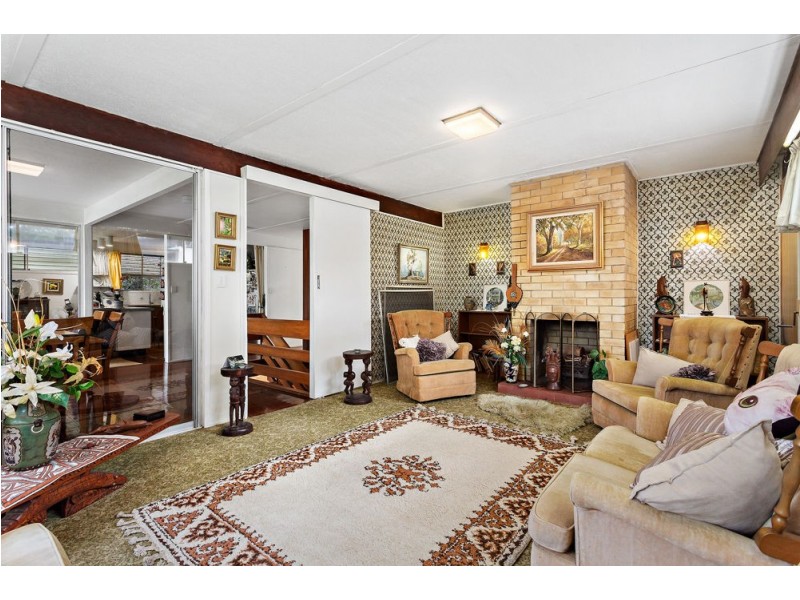 15 Bellata Street, The Gap QLD 4061