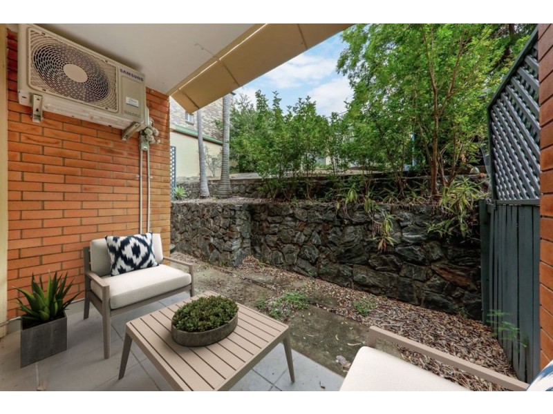 4/5 Sir Fred Schonell Drive, St Lucia QLD 4067