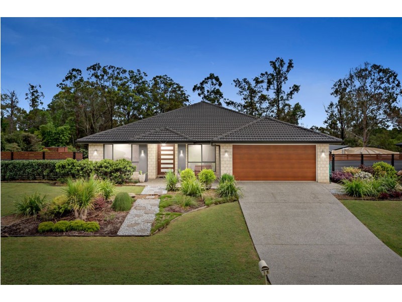 19 Stormbird Court, Upper Caboolture QLD 4510