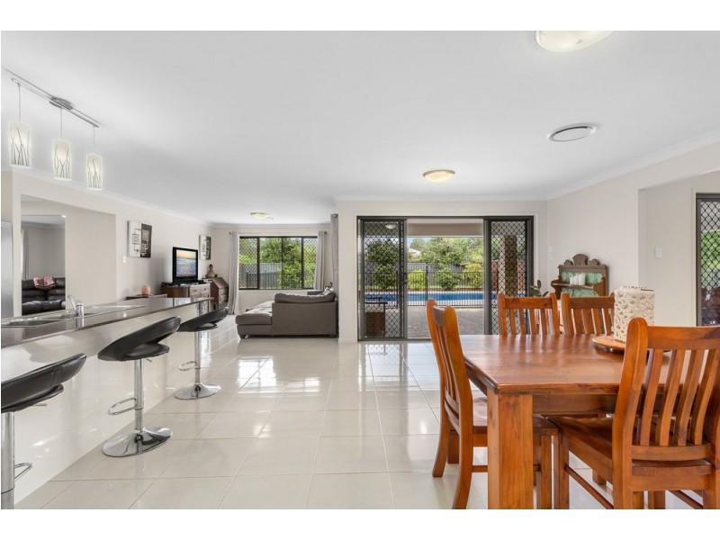 19 Stormbird Court, Upper Caboolture QLD 4510