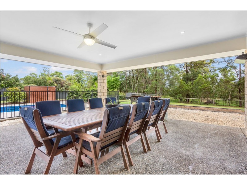 19 Stormbird Court, Upper Caboolture QLD 4510