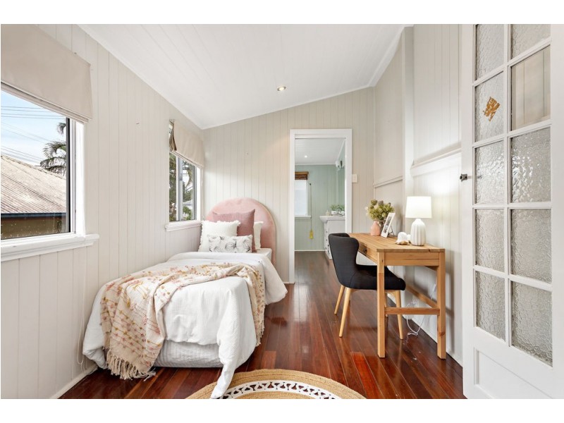 184 Ashgrove Avenue, Ashgrove QLD 4060