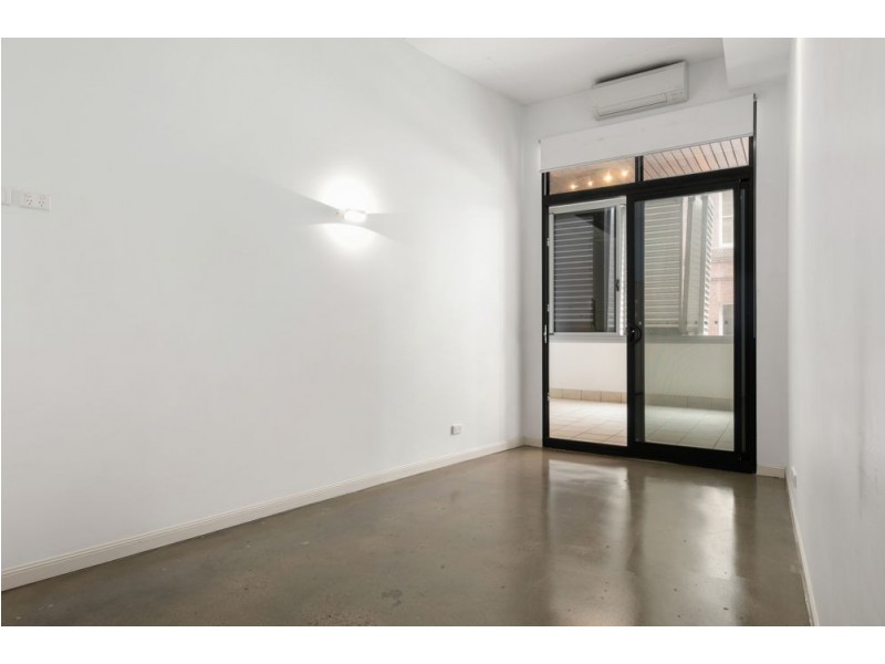111/24 Macquarie Street, Teneriffe QLD 4005