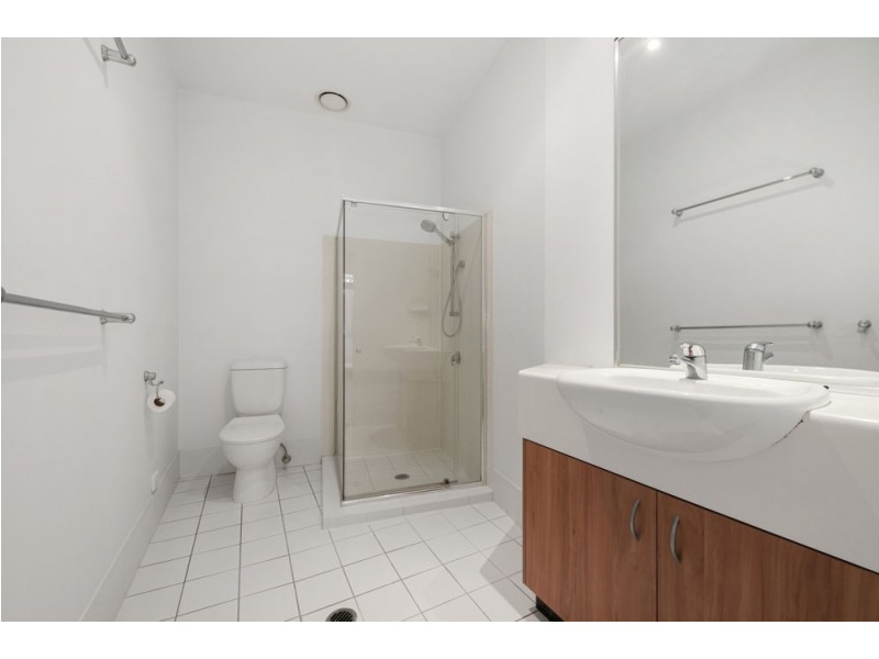 111/24 Macquarie Street, Teneriffe QLD 4005