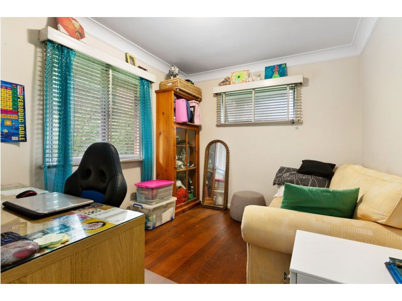 16 Aberleigh Road, Herston QLD 4006