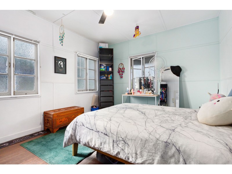 74 Serpentine Road, Pinkenba QLD 4008