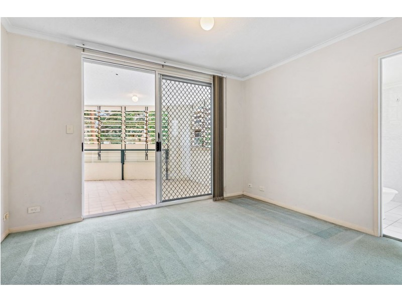 10/16 Patrick Lane, Toowong QLD 4066