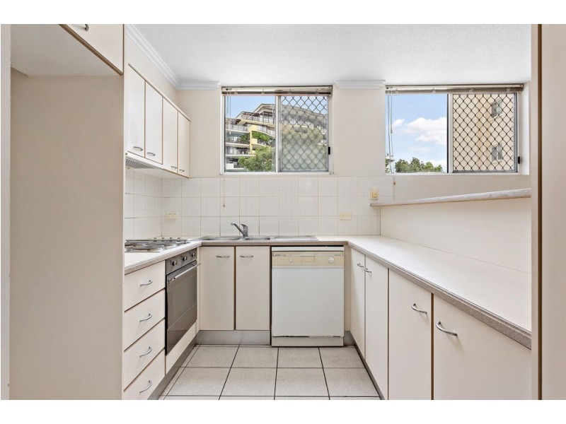 10/16 Patrick Lane, Toowong QLD 4066