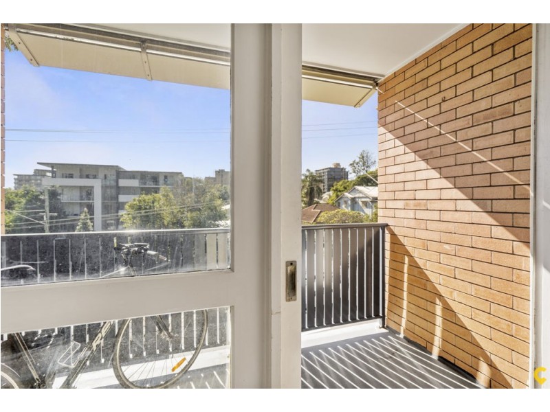 5/5 Sir Fred Schonell Drive, St Lucia QLD 4067