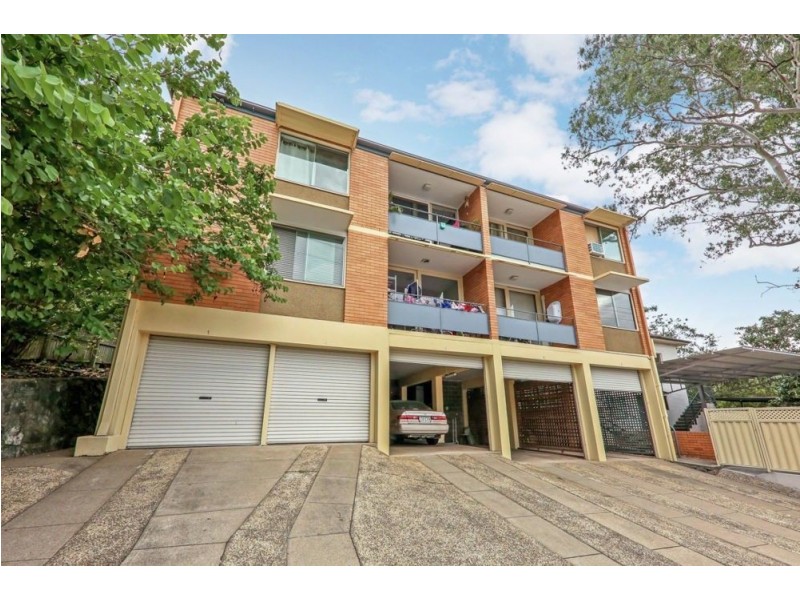 5/5 Sir Fred Schonell Drive, St Lucia QLD 4067