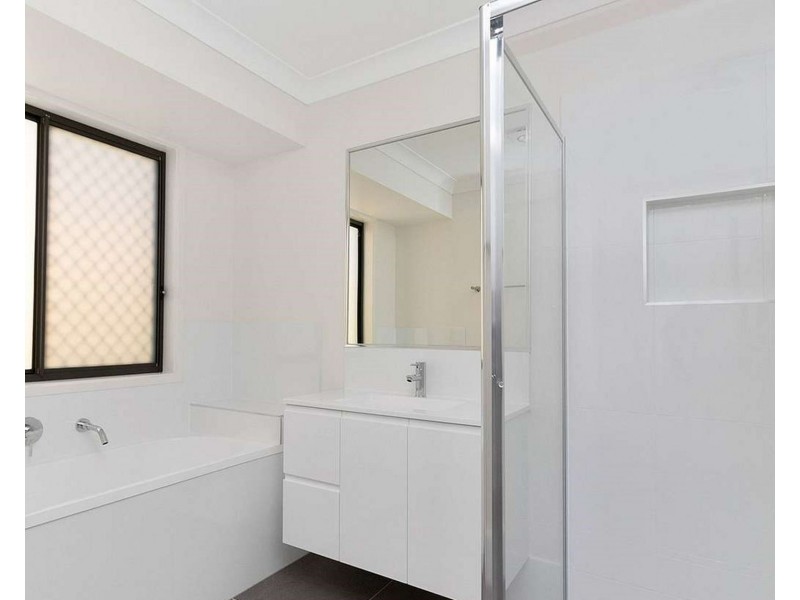 10 Trevorrow Way, Ripley QLD 4306