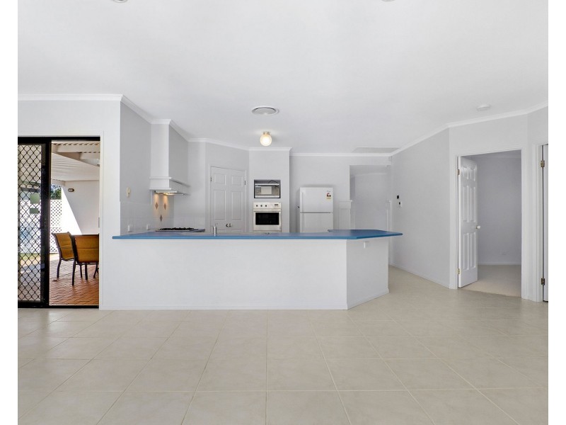19 Benjamin Place, Sinnamon Park QLD 4073