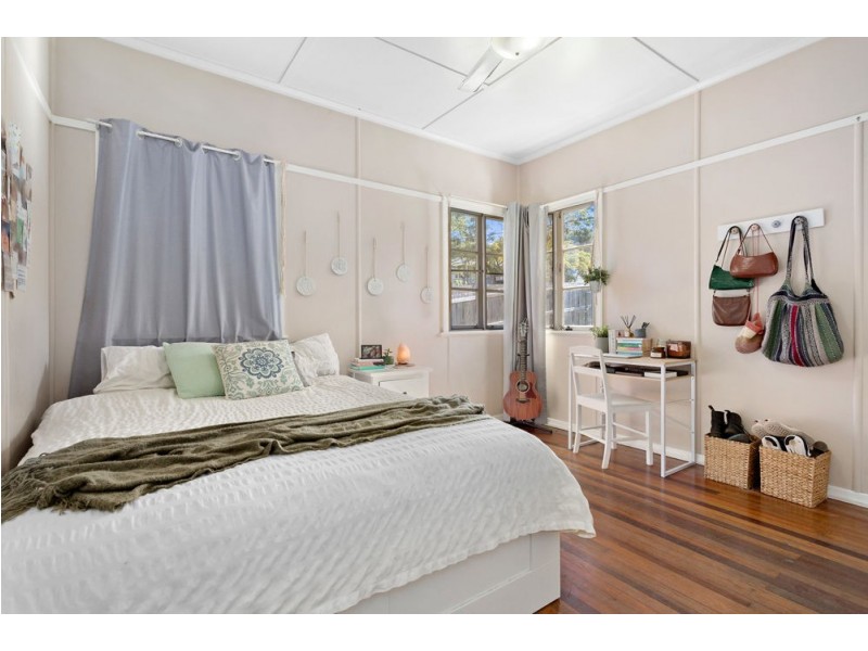 86 Woking Street, Keperra QLD 4054