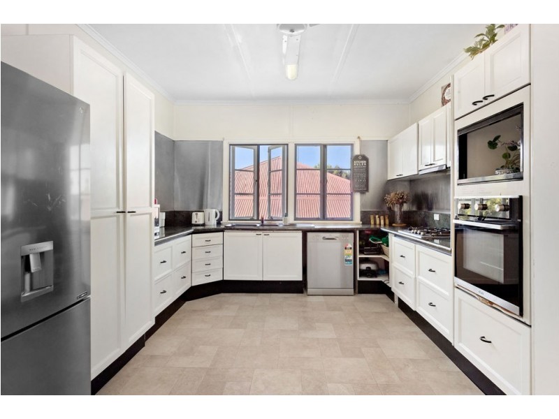 86 Woking Street, Keperra QLD 4054