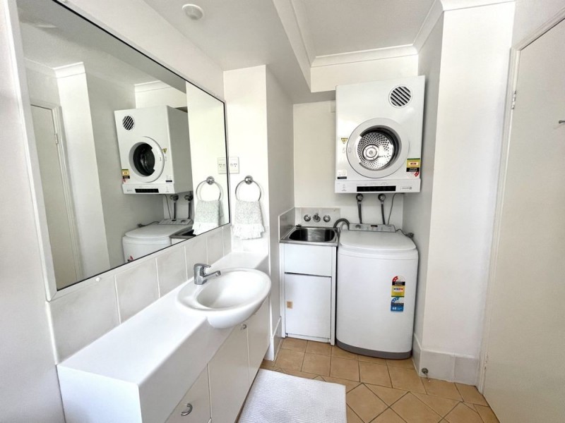 11/5 Edmondstone Street, South Brisbane QLD 4101