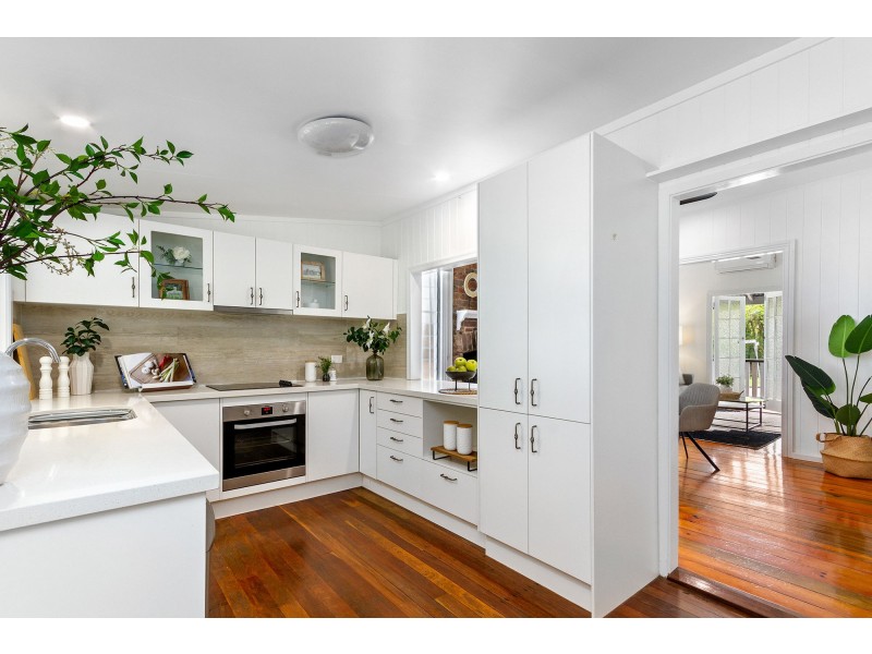 36 Warburton Street, Bardon QLD 4065