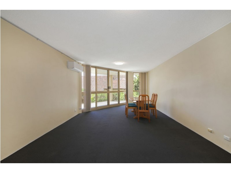 4/74 Kensington Terrace, Toowong QLD 4066