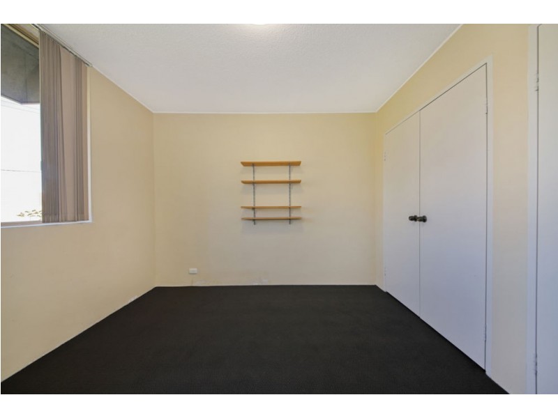 4/74 Kensington Terrace, Toowong QLD 4066