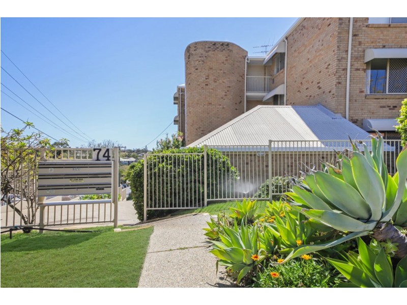 4/74 Kensington Terrace, Toowong QLD 4066