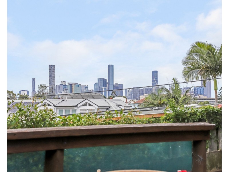 5 VALENTINE STREET, Toowong QLD 4066