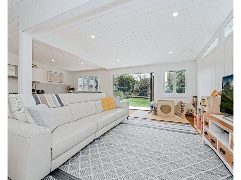 5 VALENTINE STREET, Toowong QLD 4066