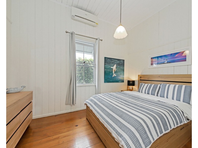 5 VALENTINE STREET, Toowong QLD 4066