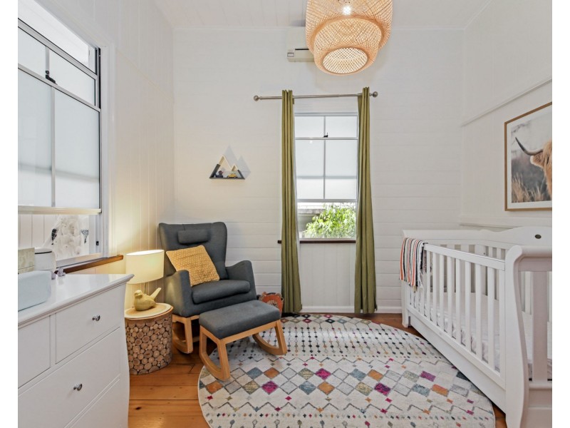 5 VALENTINE STREET, Toowong QLD 4066