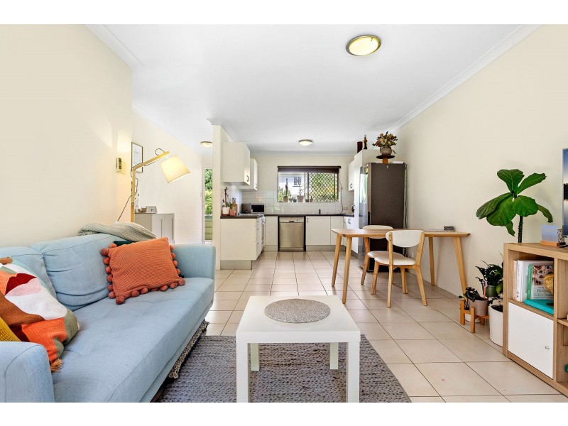 2/37 Grove Street, Toowong QLD 4066