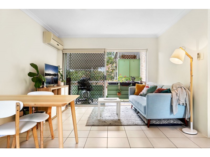 2/37 Grove Street, Toowong QLD 4066