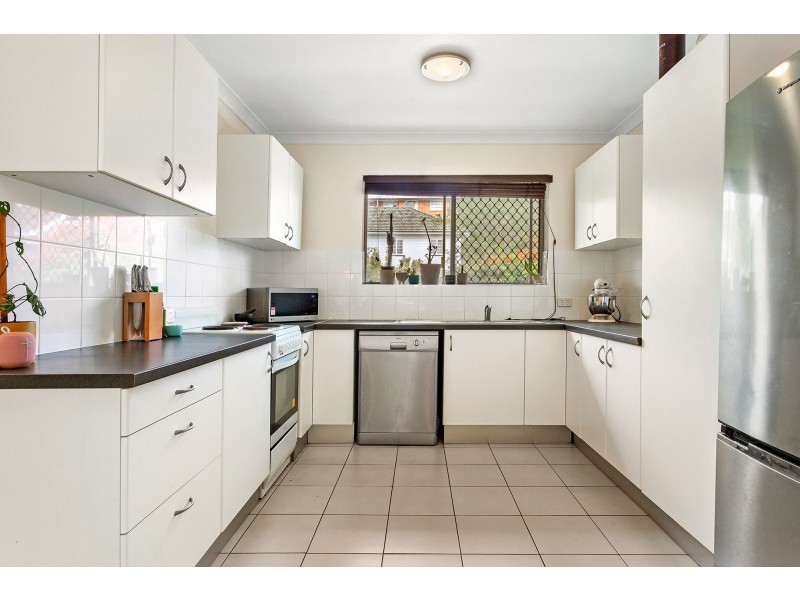 2/37 Grove Street, Toowong QLD 4066