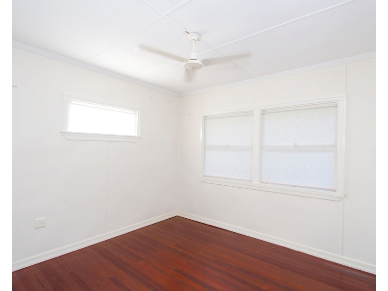 43 Iona Terrace, Taringa QLD 4068