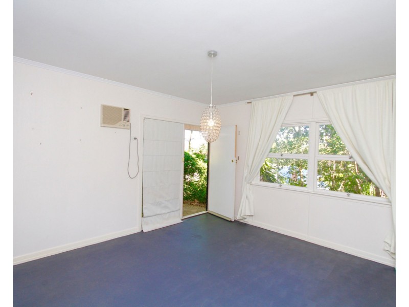 43 Iona Terrace, Taringa QLD 4068