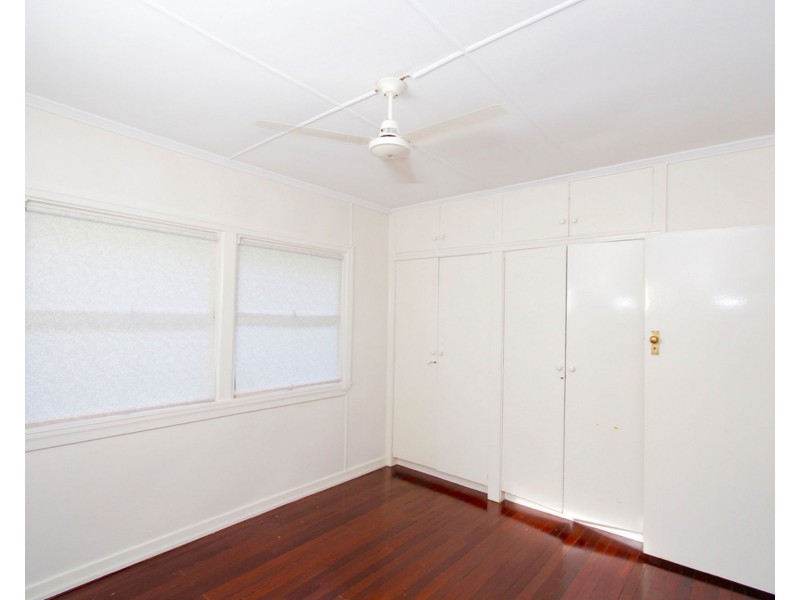 43 Iona Terrace, Taringa QLD 4068