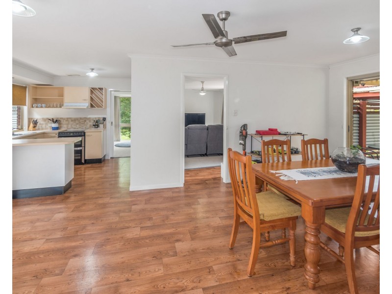 5 Eucumbene Drive, Petrie QLD 4502