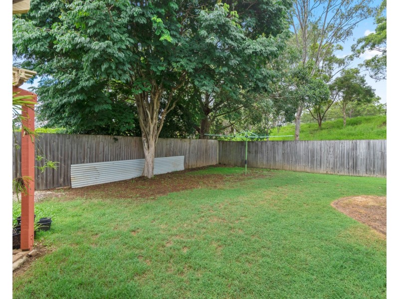 5 Eucumbene Drive, Petrie QLD 4502