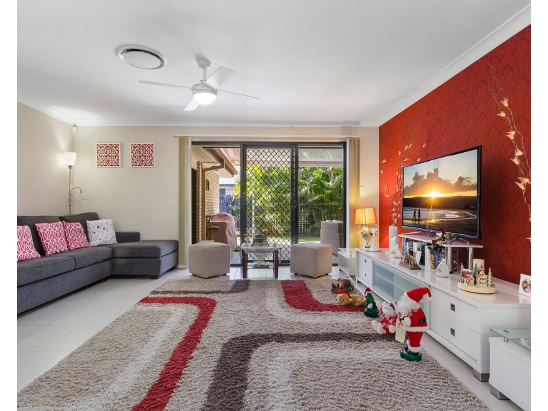 27 Riverside Crescent, Springfield Lakes QLD 4300